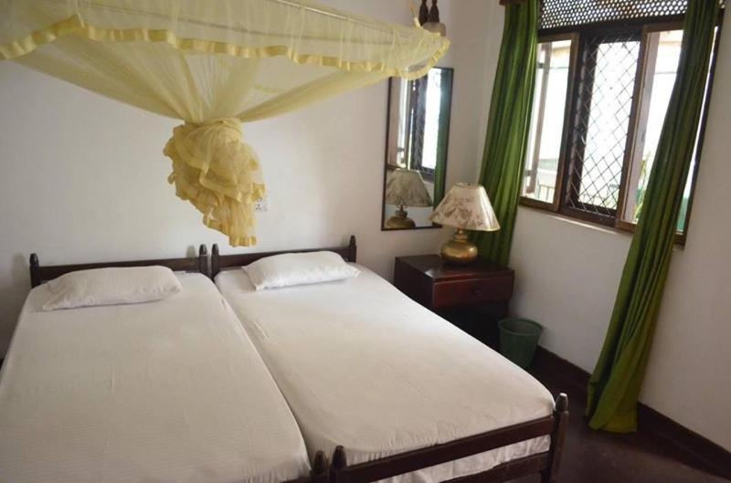 Kandy Inn Madugalle'S Family Guest House Екстер'єр фото