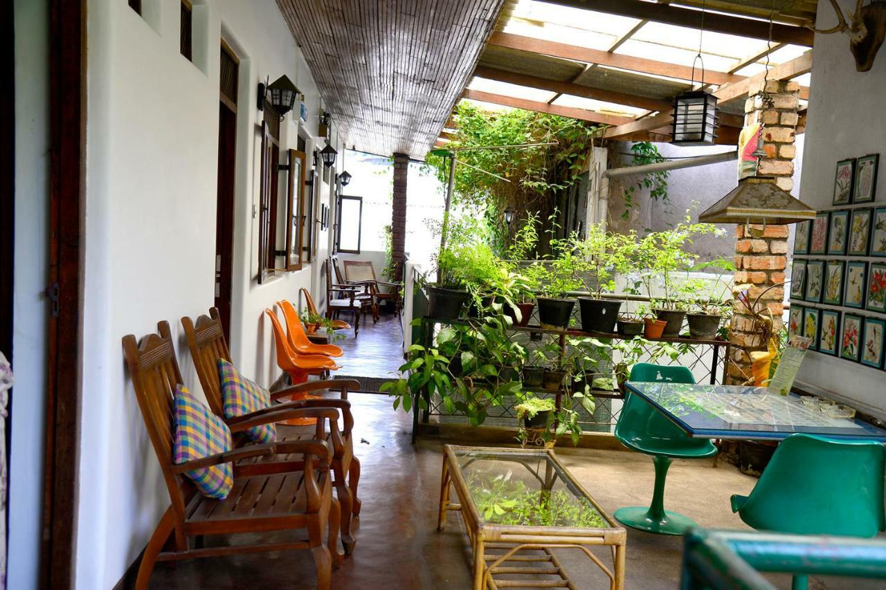 Kandy Inn Madugalle'S Family Guest House Екстер'єр фото